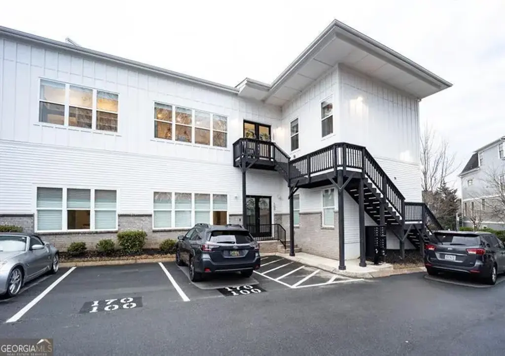 170 Fowler Street 200, Woodstock