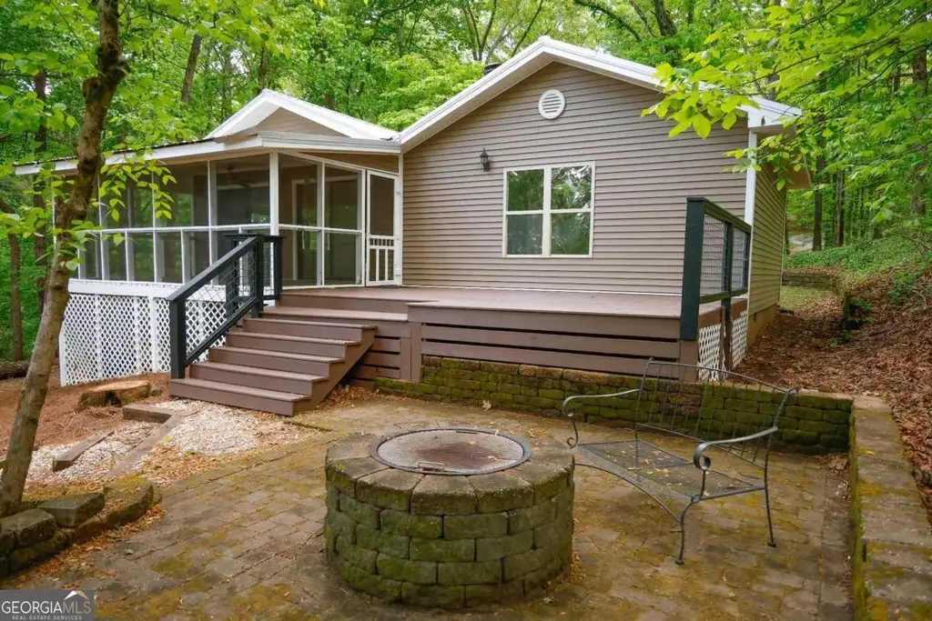 452 Laina Bennett Road, Dawsonville