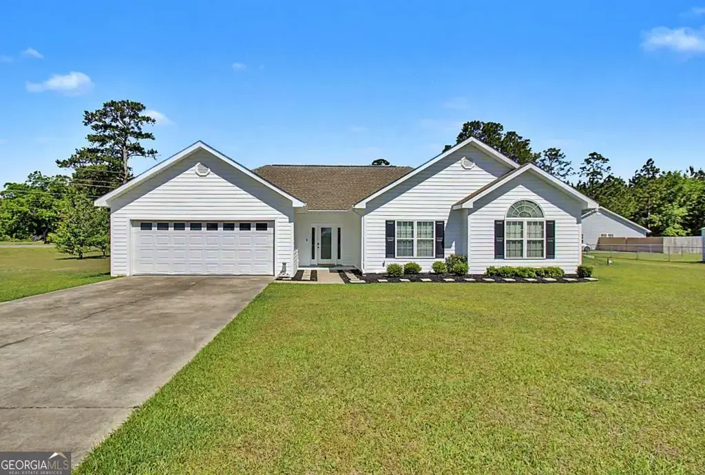2013 Elim Church Road Ne, Ludowici