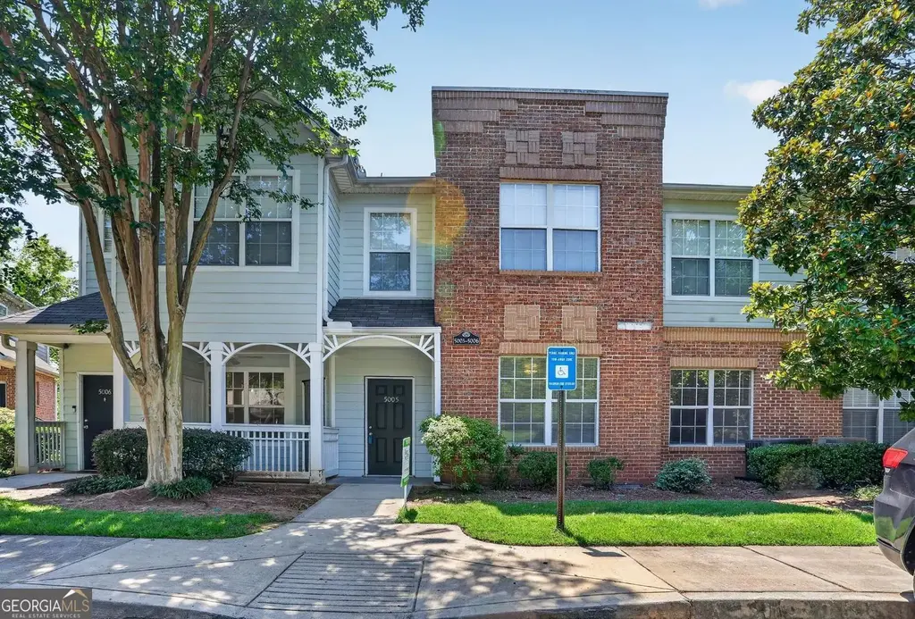 245 Amal Drive Sw 5005, Atlanta