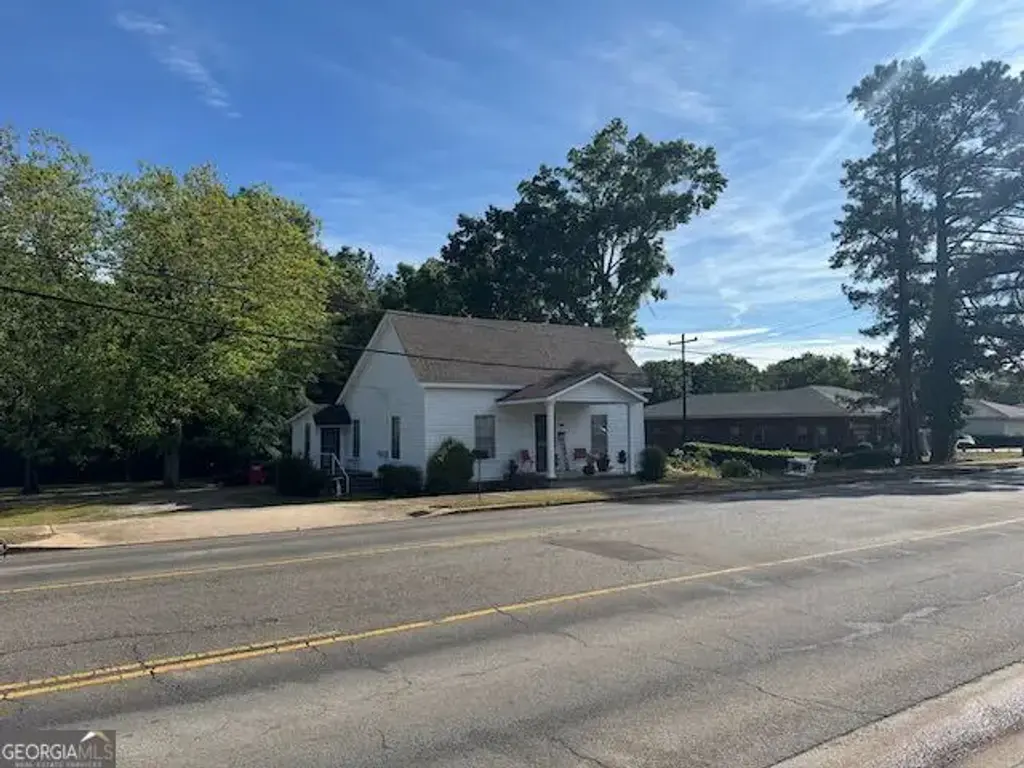 319 E Mccarty Street, Sandersville