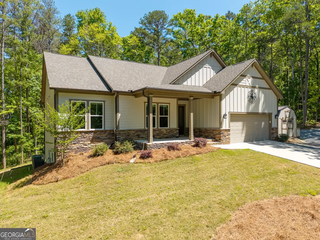 483 Linger Longer Drive, Ellijay