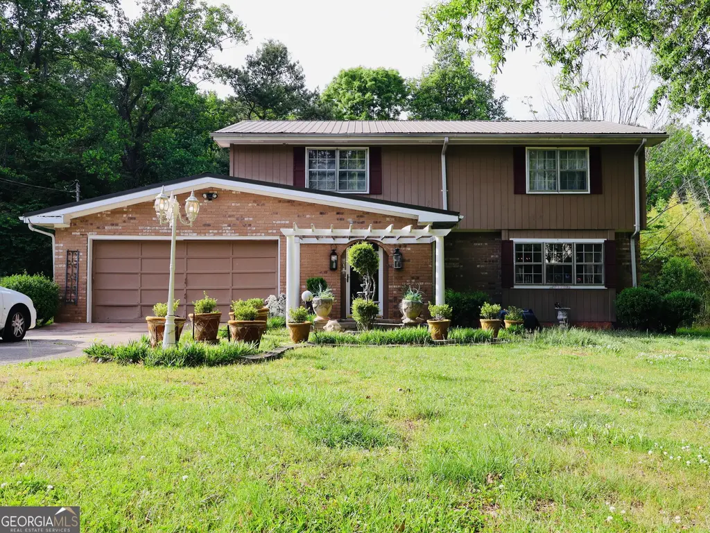 1900 Mountain Brook Drive, Dalton