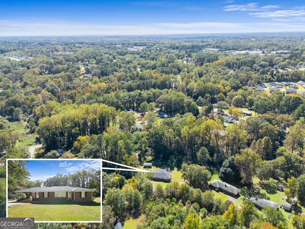 148 Moreland Avenue, Toccoa