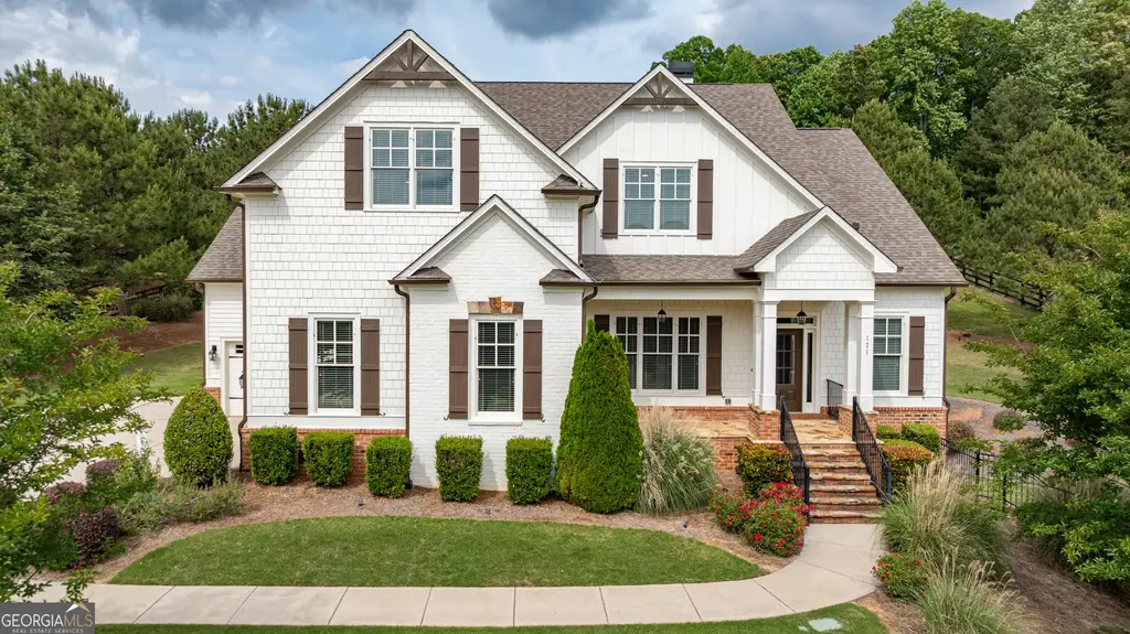 121 Matthews Road, Canton