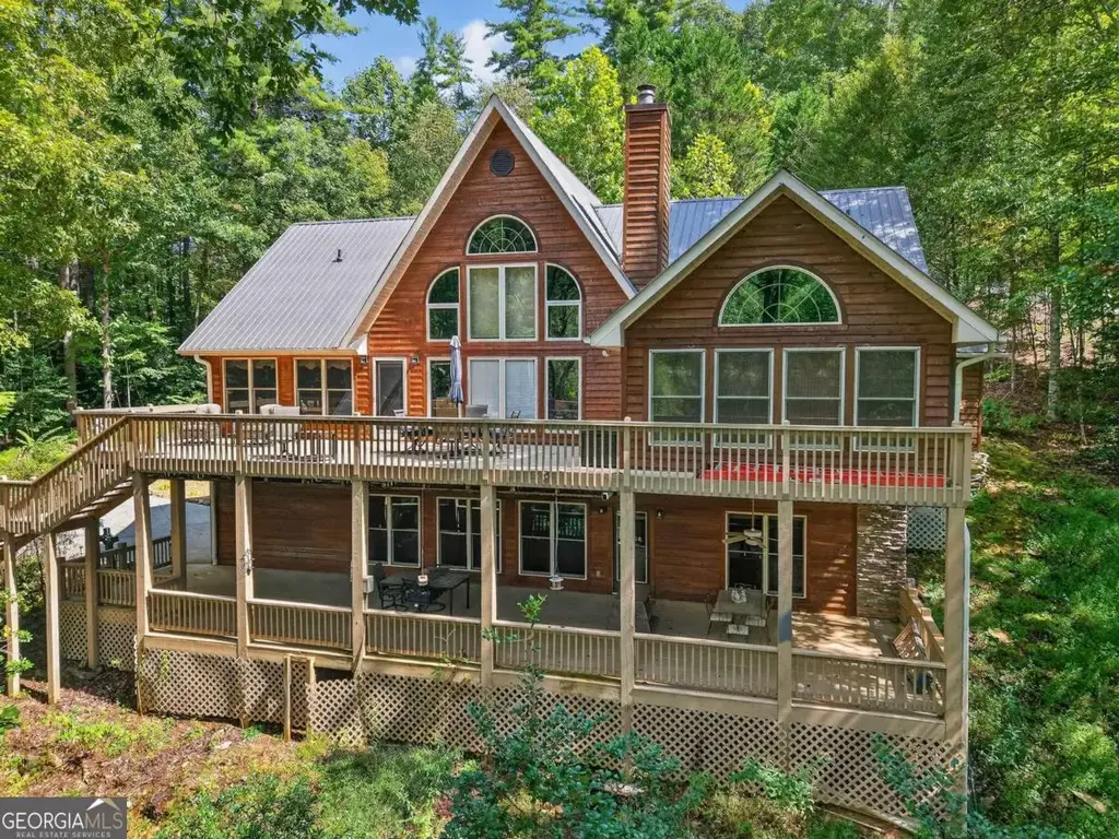 324 Cooper Creek Drive, Suches