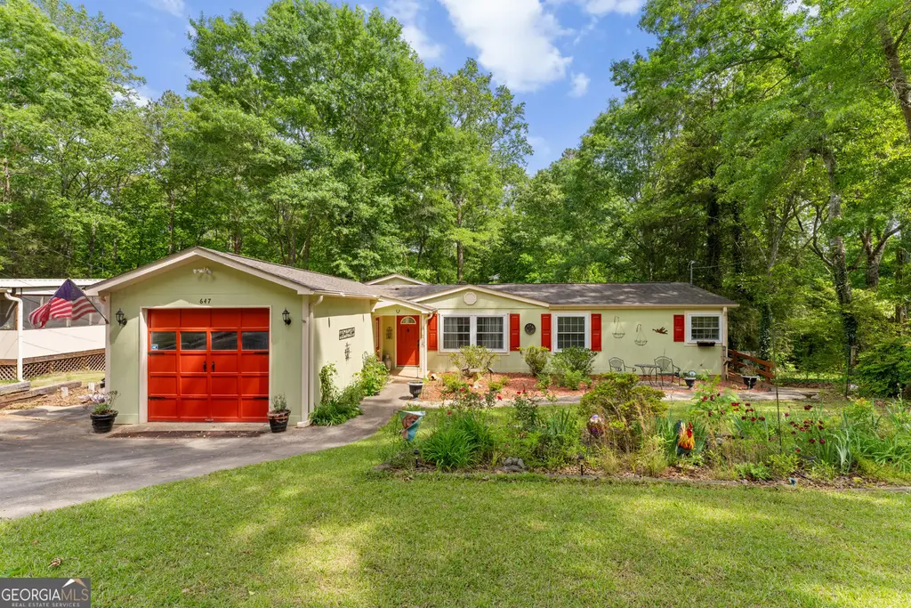 647 Lake Harbor Trail, Martin