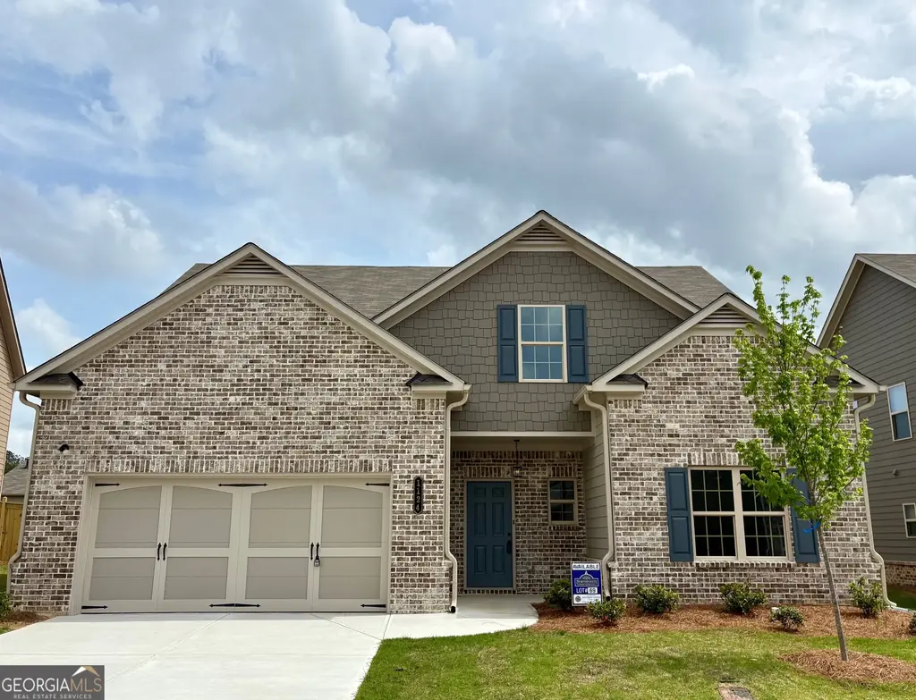 1056 Lakeviewe Oaks Court 21-b, Grayson