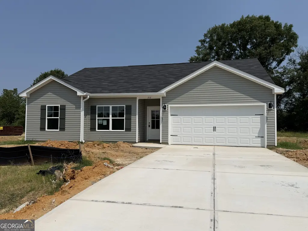 212 Palmetto Loop, Vidalia