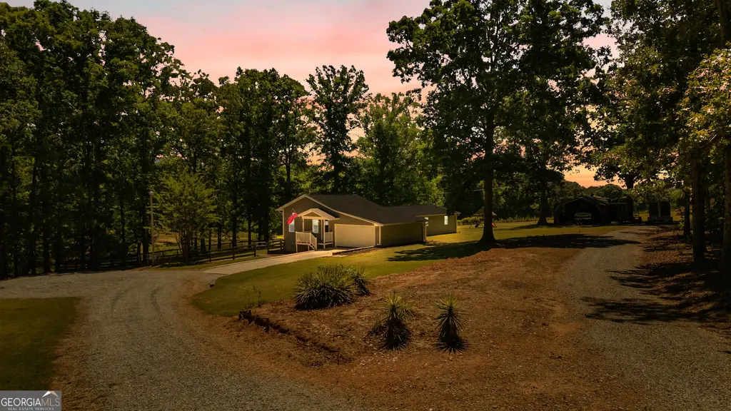 2086 Bethlehem Church Road, Grantville