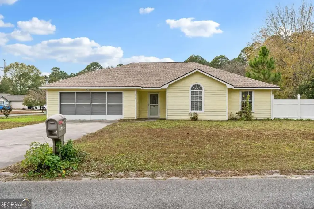 201 Lake Wisteria Drive, Kingsland