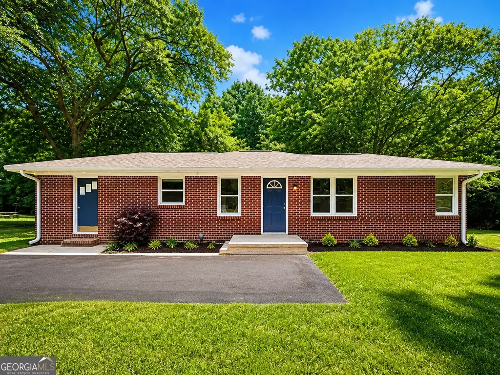 57 Cade Street, Hartwell