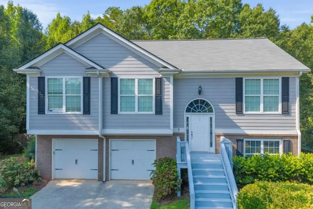 1176 Kimberly Circle, Hull