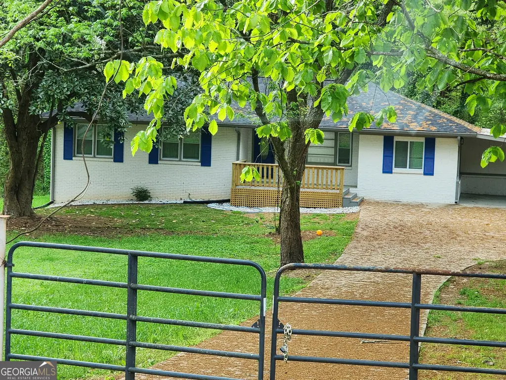 718 Springlake Road, Lawrenceville