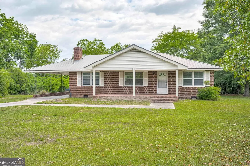 310 Black Street, Thomson