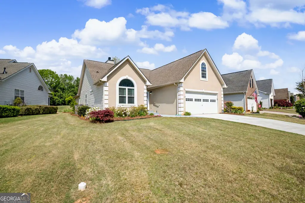 255 Fairway Court, Newnan