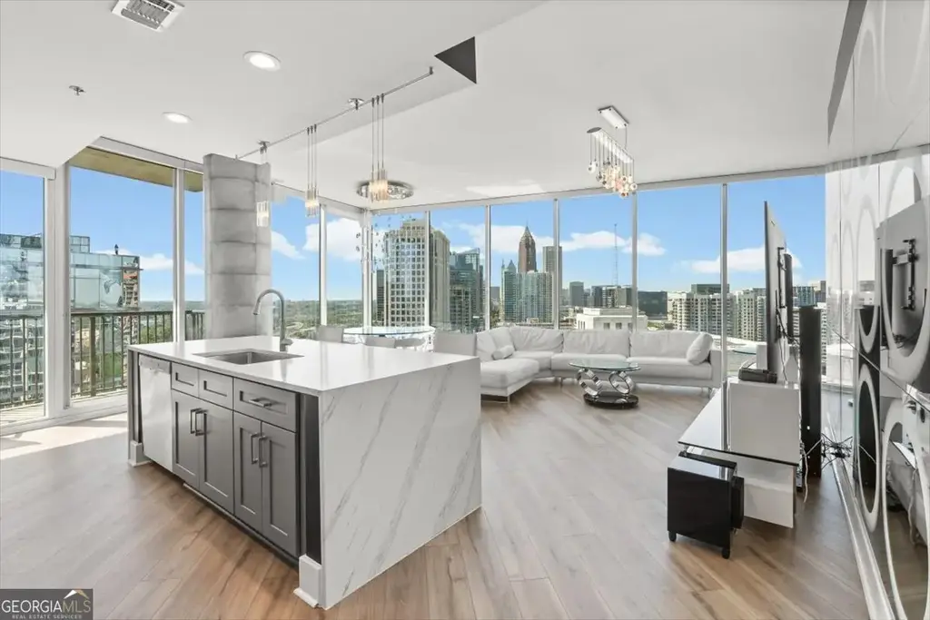 1080 Peachtree Street Ne 2110, Atlanta