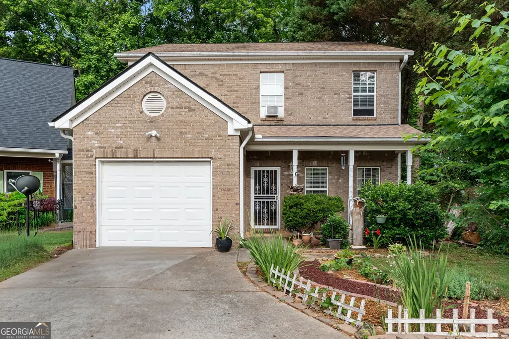 635 Shadowmoore Drive, Riverdale
