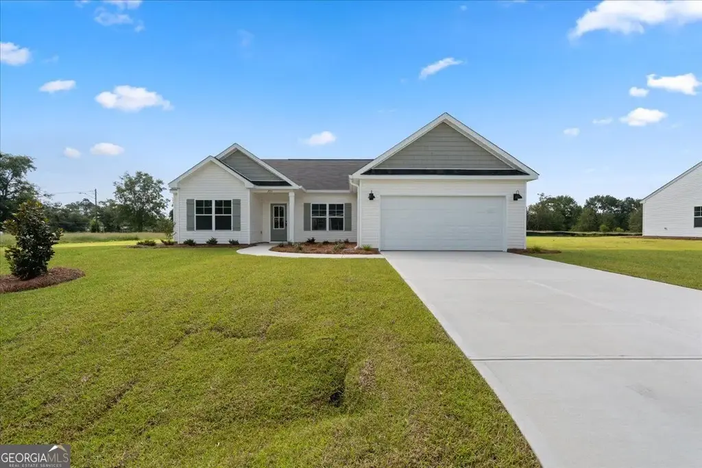 205 Palmetto Loop, Vidalia