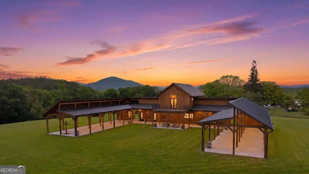 850 Preacher Campbell Road, Clarkesville