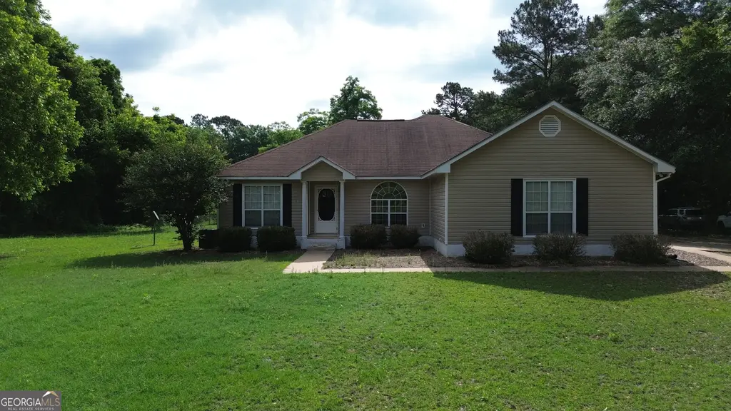 959 Lovers Lane Road, Leesburg