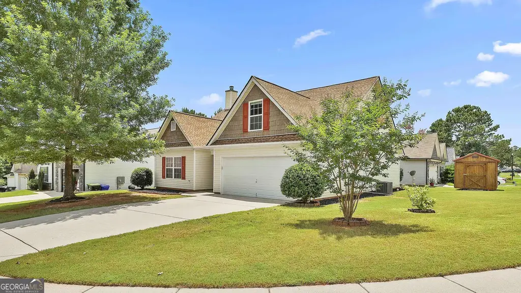 18 Hill Top Circle, Grantville