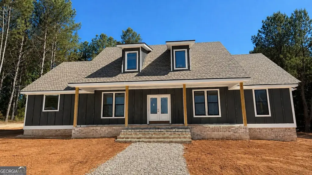 760 Frank Crook Road, Canon