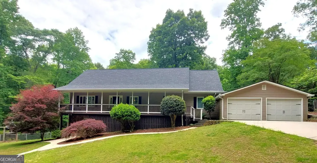 335 Winding Stream Trail, Hampton