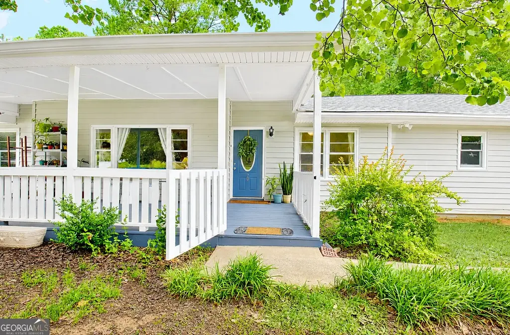 70 Moore Road, Newnan