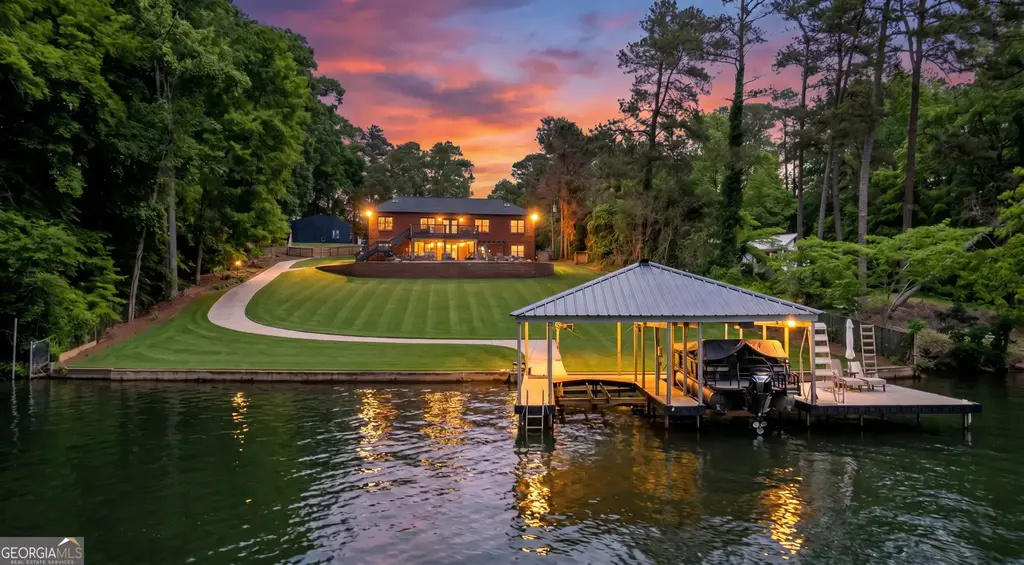 8258 Jackson Lake Road, Monticello