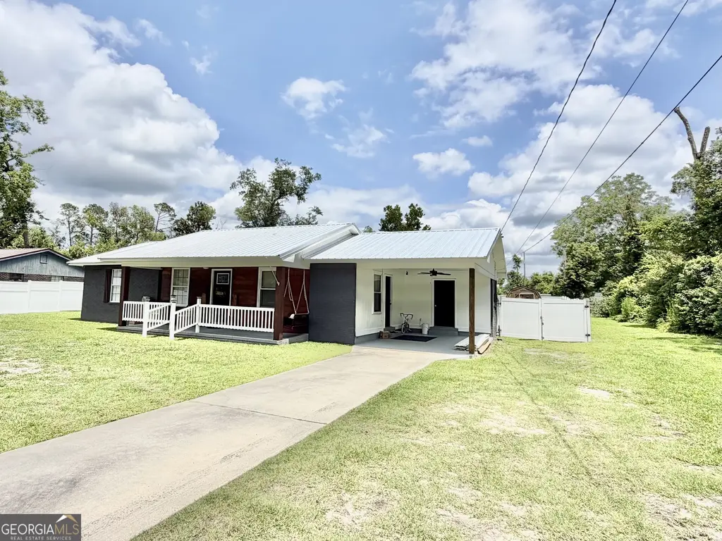 53 Carey Drive, Hazlehurst