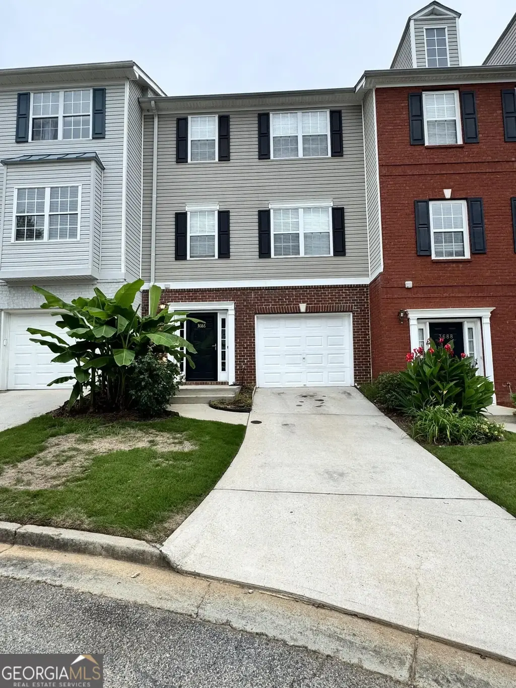 3686 Lantern Walk Lane, Scottdale