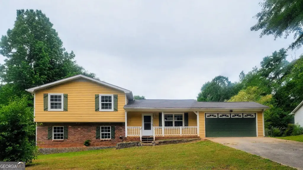 130 Carriage Circle, Stockbridge