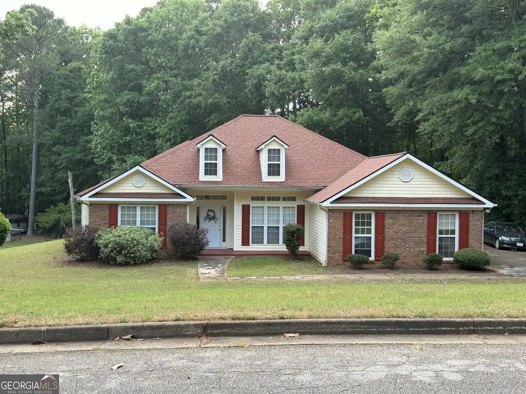 135 Taylor Len Drive, Lagrange