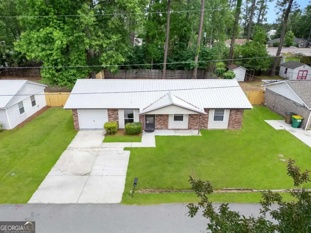 320 W Whatley Street, Pooler