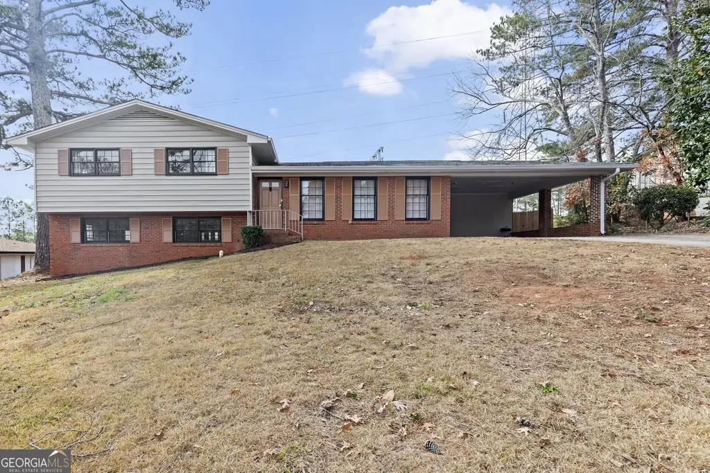 3727 Calmer Circle, East Point