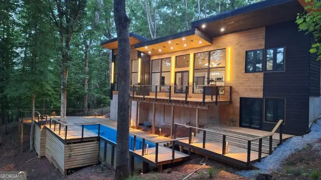 642 Susan Davis Road, Sparta