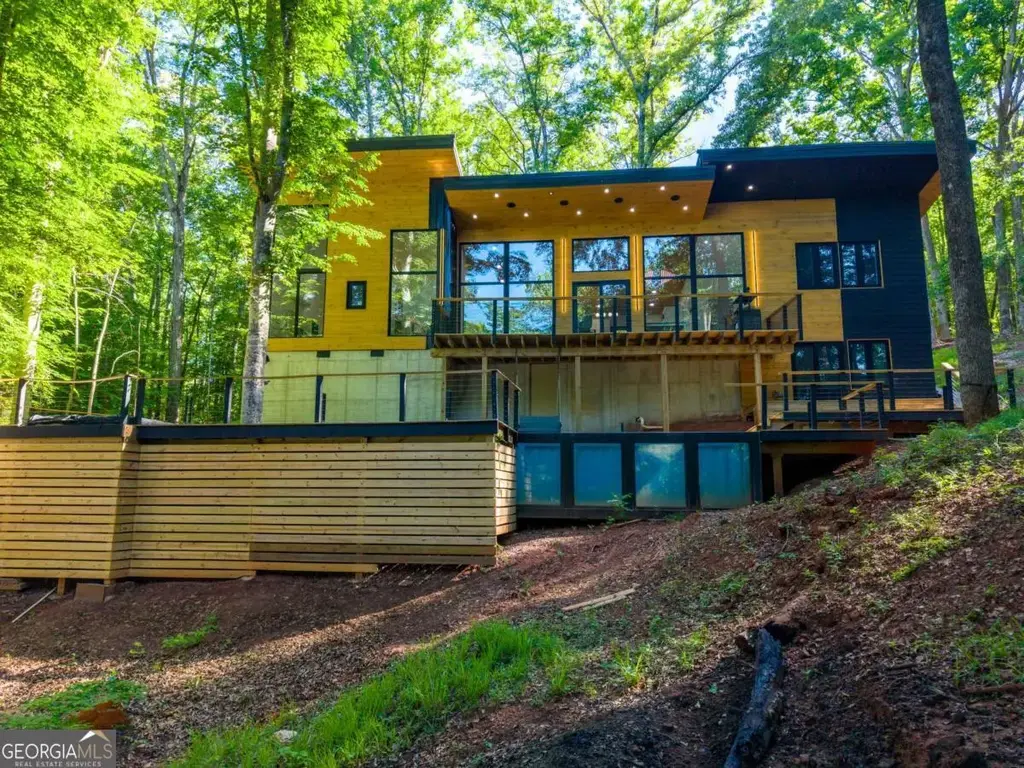 642 Susan Davis Road, Sparta