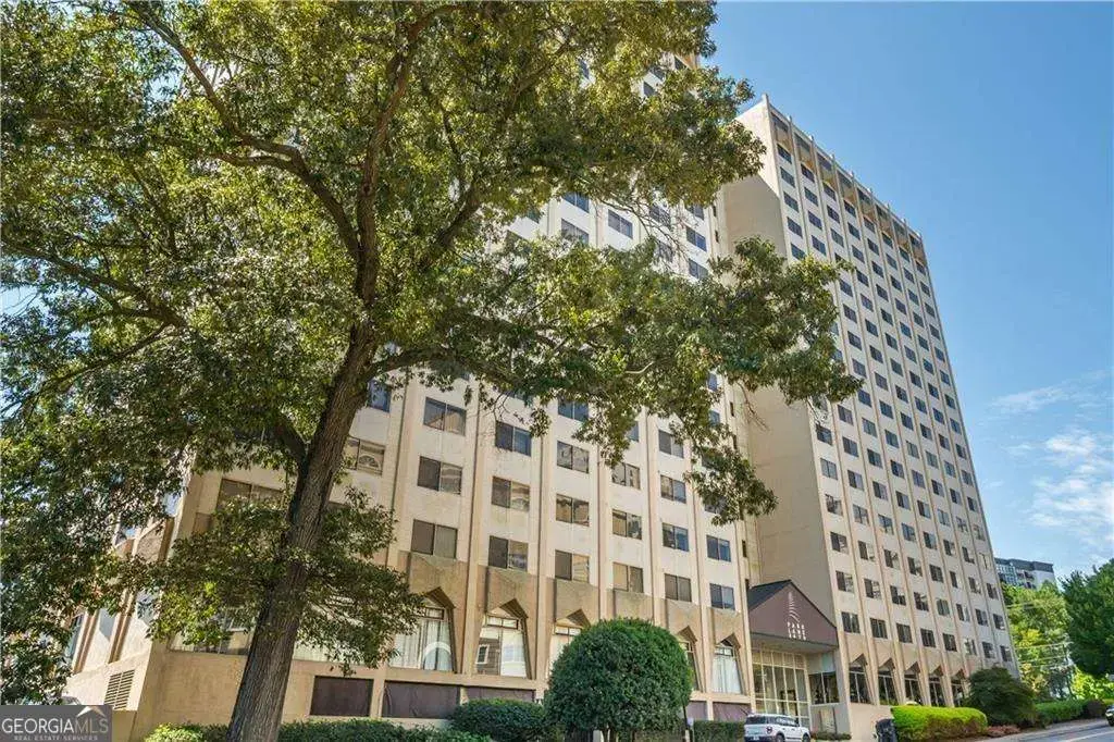 2479 Peachtree Road Ne 816, Atlanta