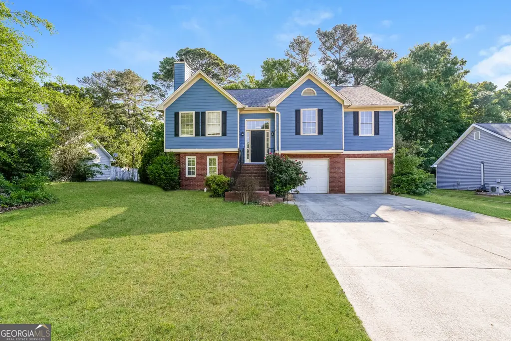 2740 Tradd Court, Snellville