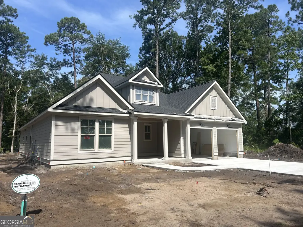 98 Eagle Crest Drive, Waverly