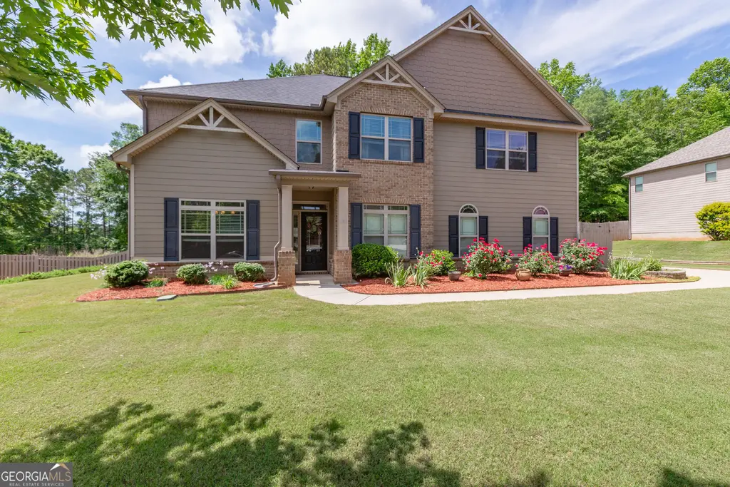 260 Savannah Drive, Senoia