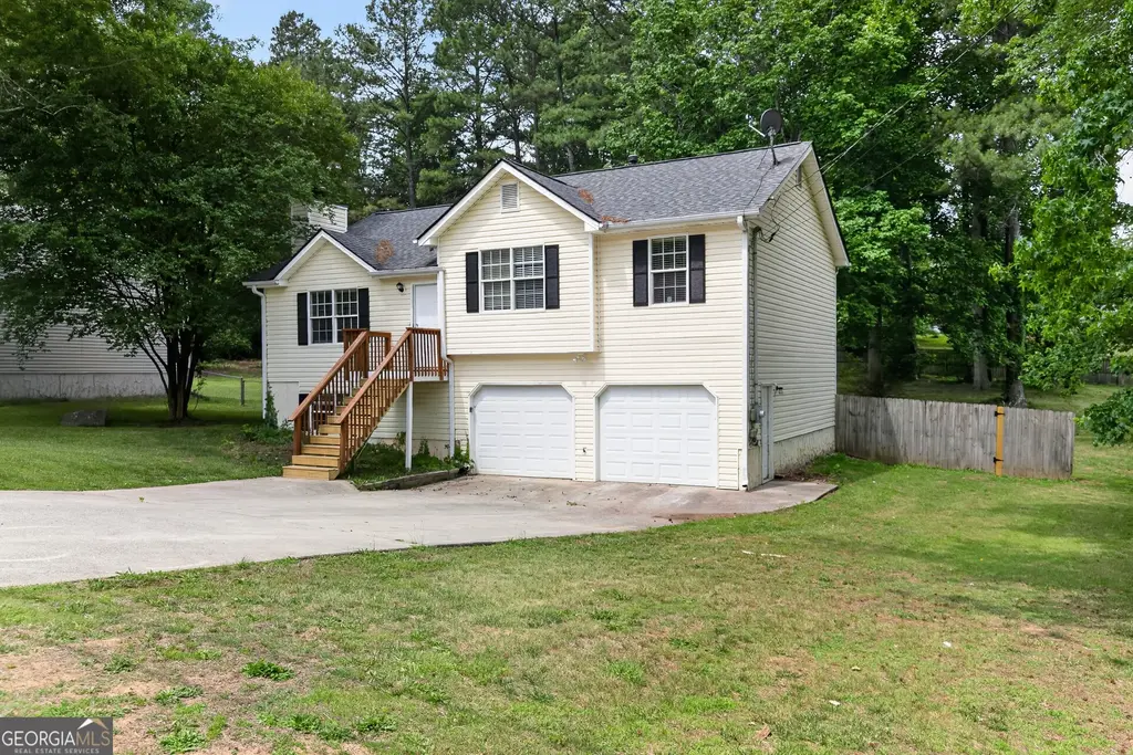 71 Burton Drive, Douglasville