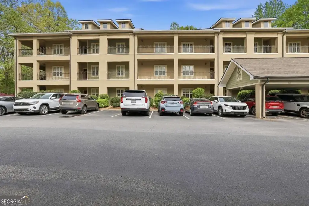 125 Wood Lake Drive 305, Athens