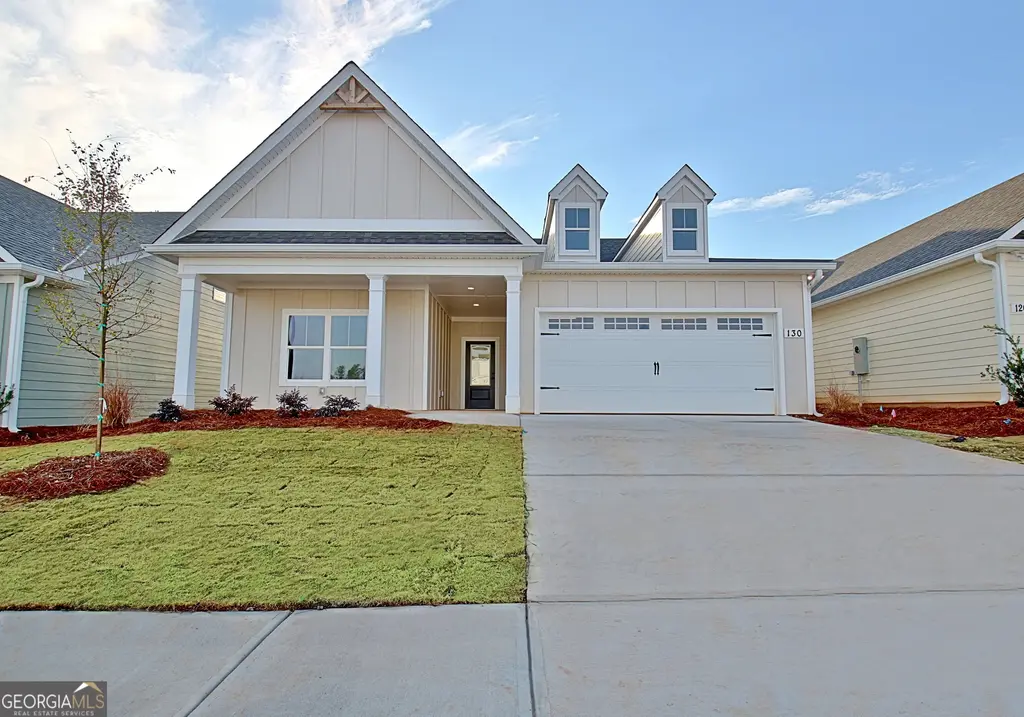 105 Redhaven Drive, Senoia