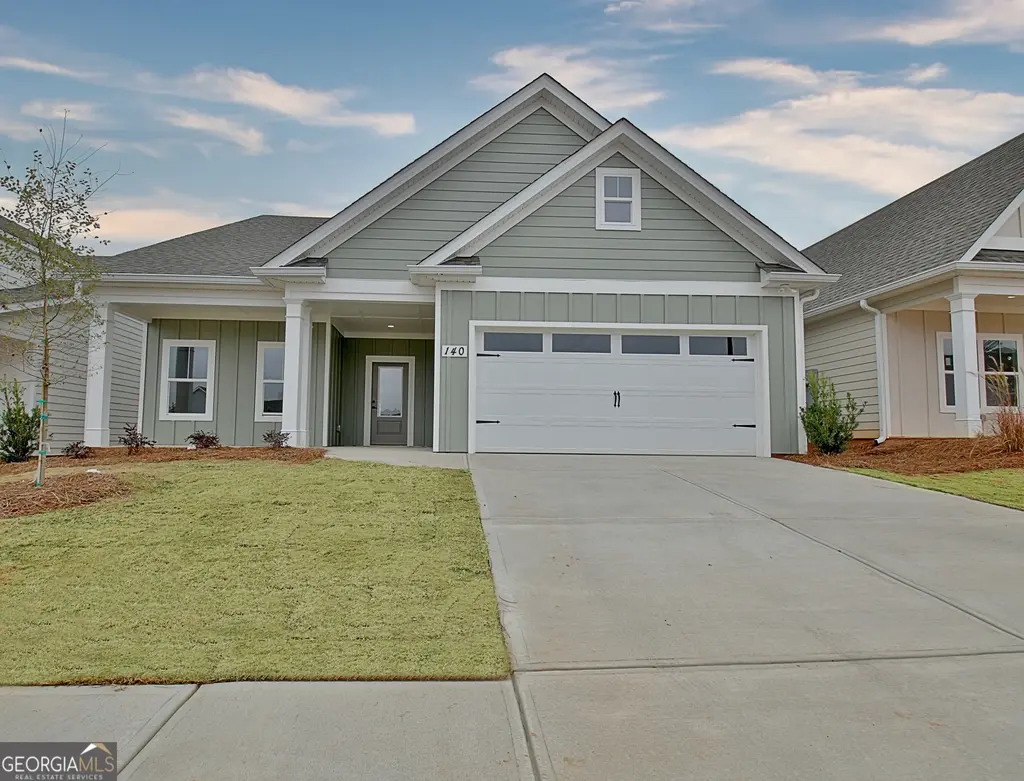 90 Redhaven Drive, Senoia