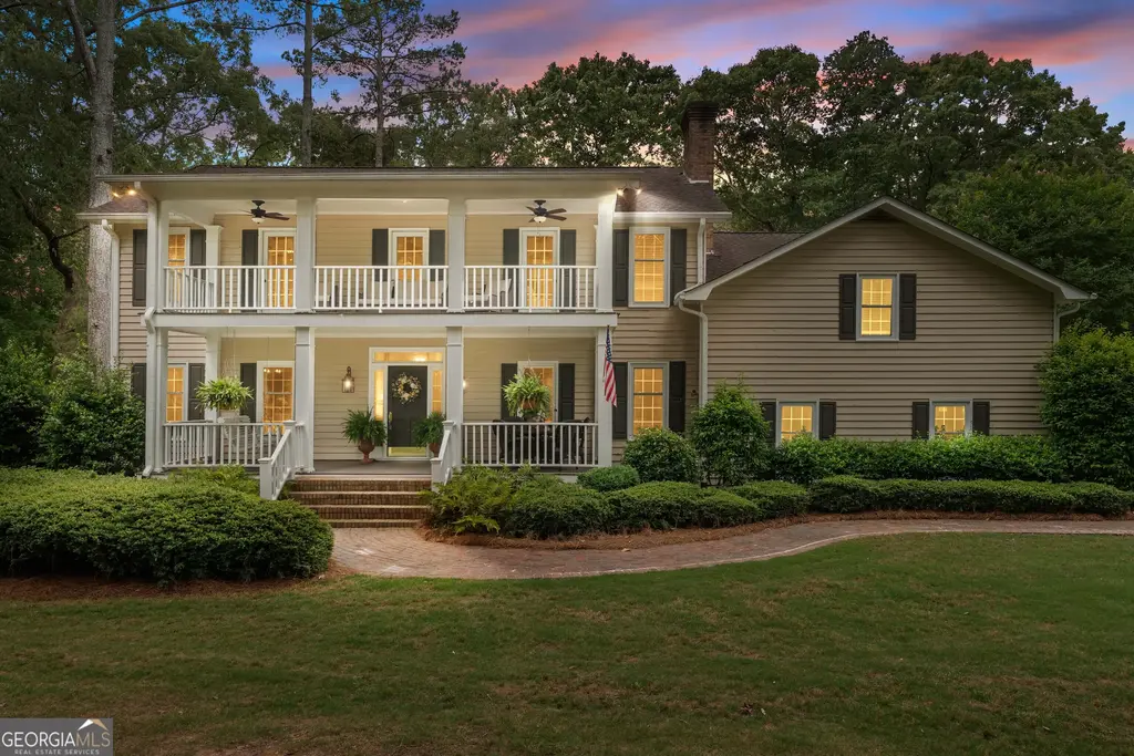 836 Oak Grove Road, Carrollton