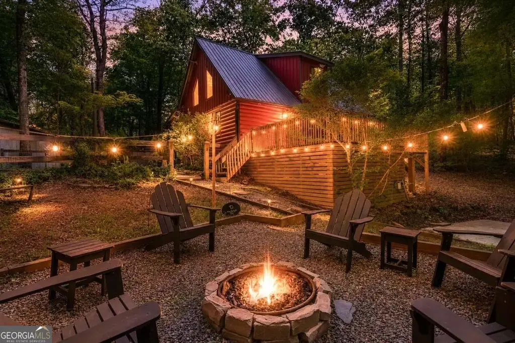 317 North Pine Road, Ellijay