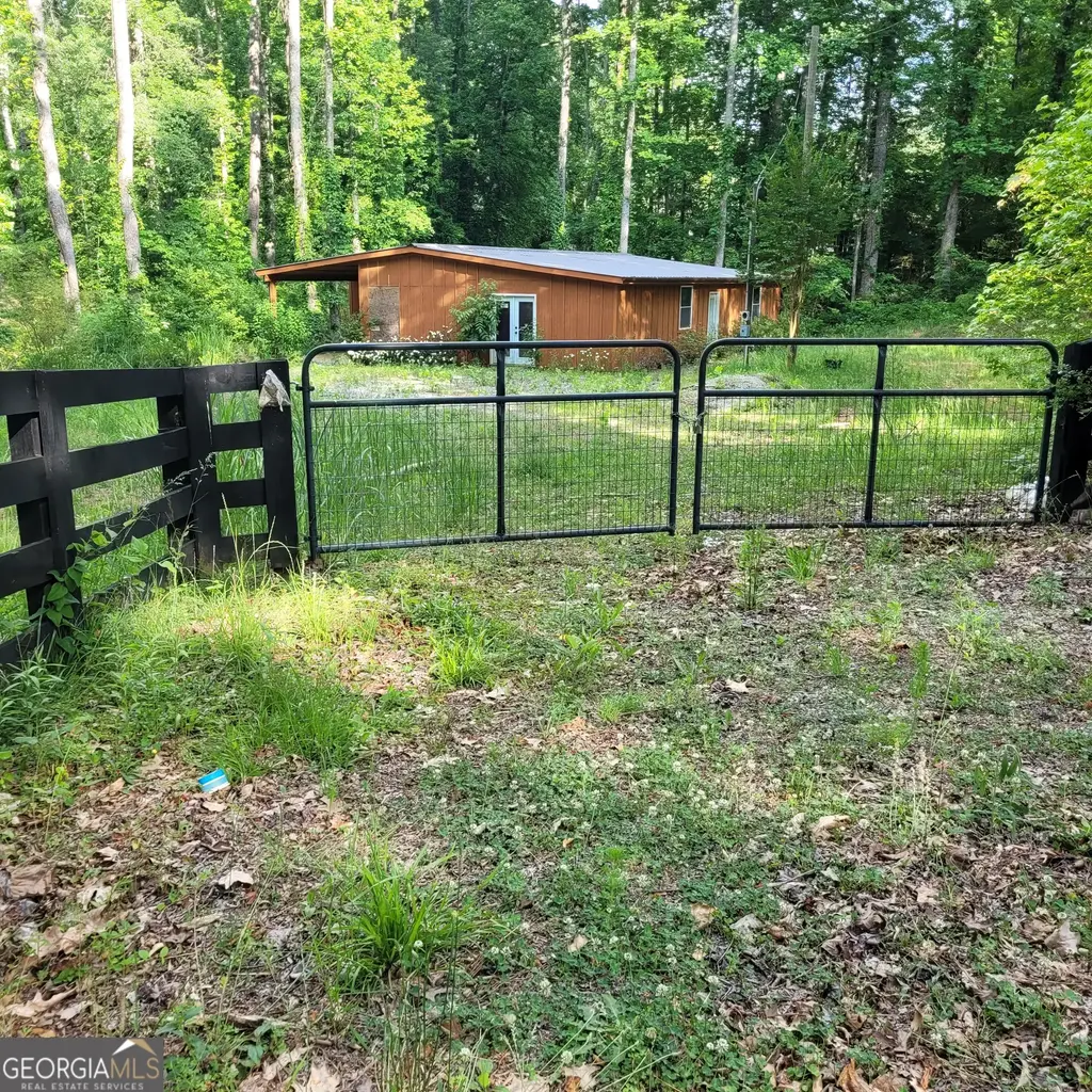 1495 Mountain Valley Circle, Cumming