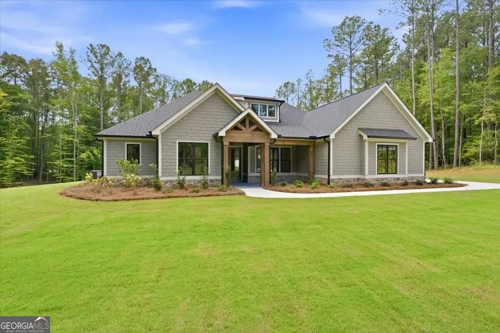 109 Heights Avenue 5, Forsyth